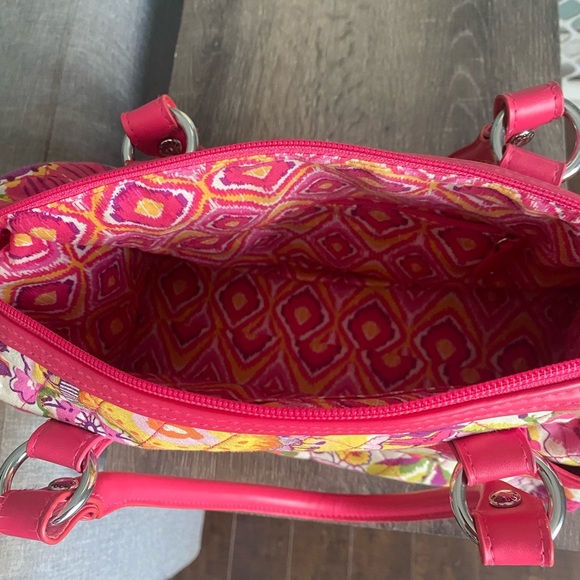 Vera Bradley Mini Loft duffel in clementine - Picture 9 of 16